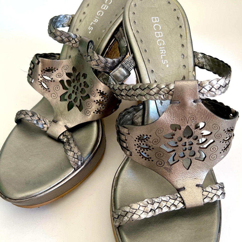 BCBG Girls wedge shoes